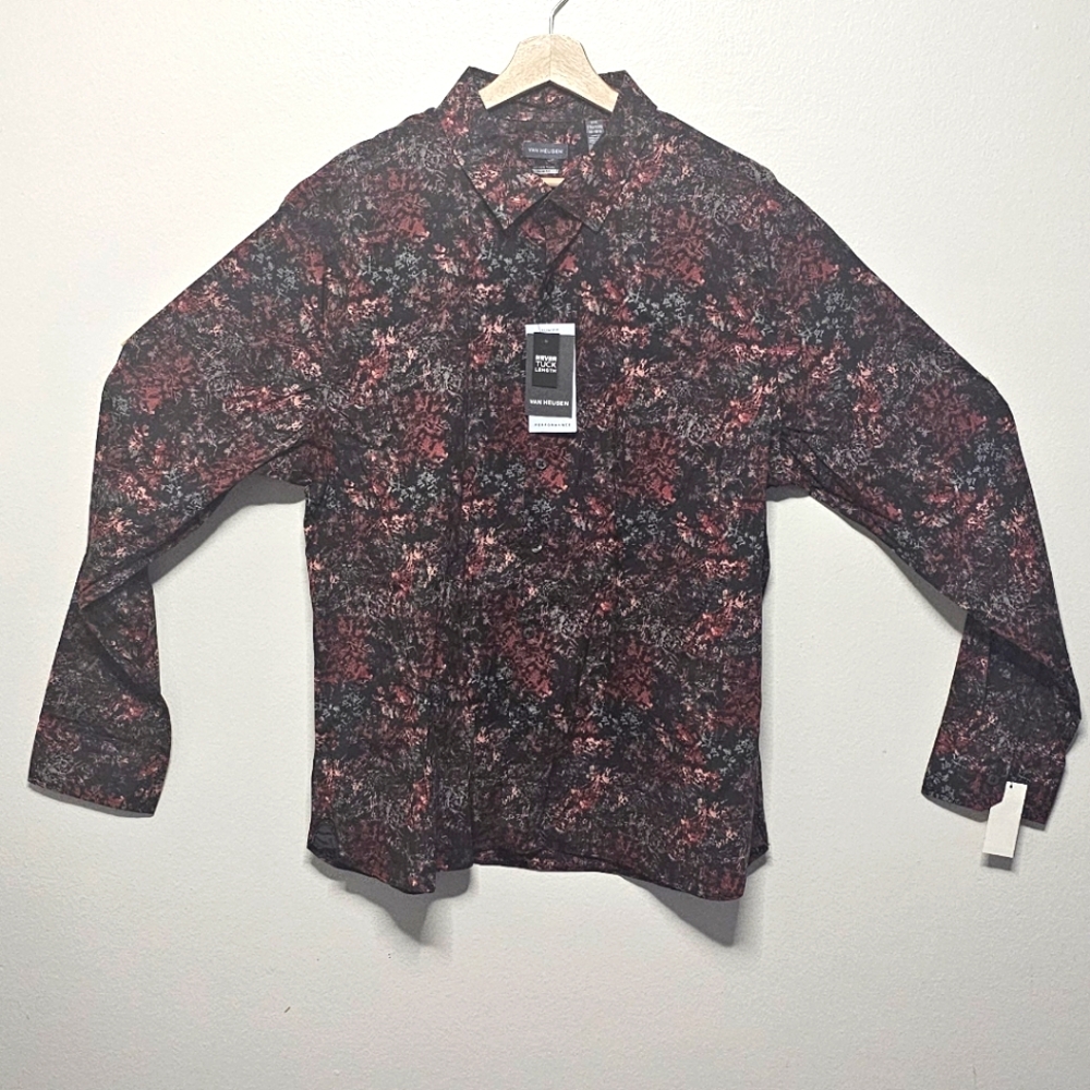 Van Heusen pattern button down shirt. NEW WITH Tag.